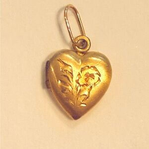 Gold filled Heart Floral Locket Pendant - Women Jewelry